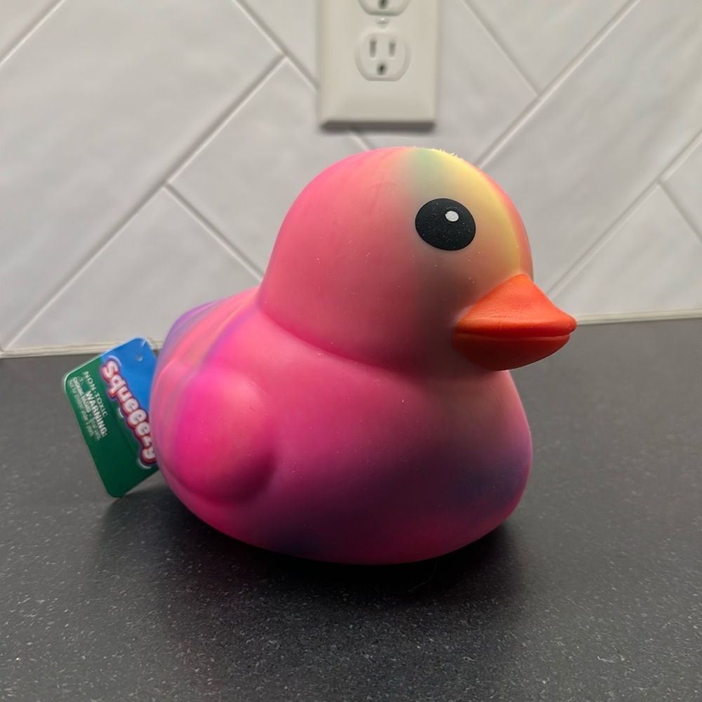 Squeezy tye dye duck